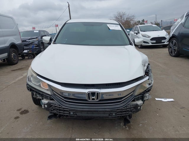 1HGCR2F37GA028562 Honda ACCORD LX