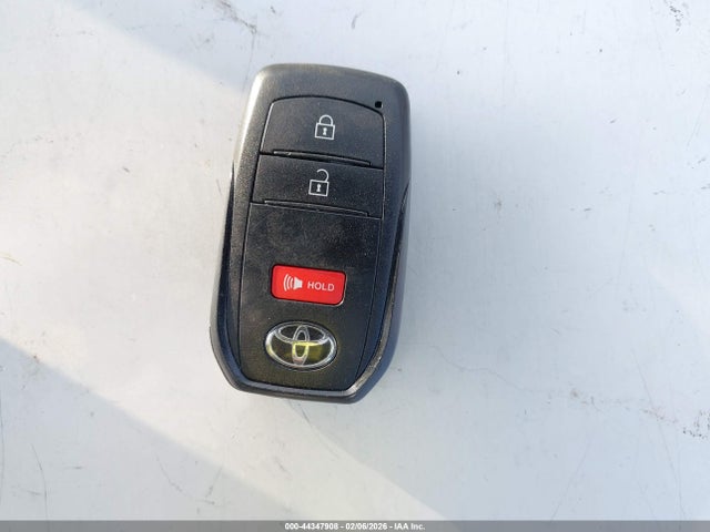 7MUCAAAG9RV095234 Toyota Corolla Cross Le