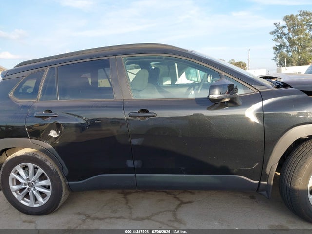 7MUCAAAG9RV095234 Toyota Corolla Cross Le