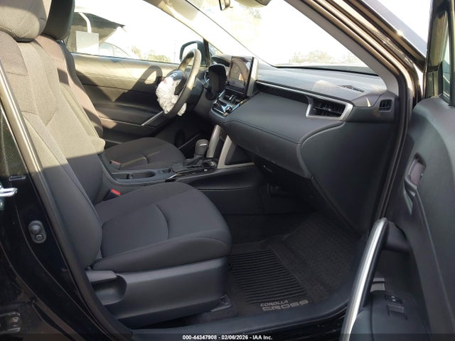 7MUCAAAG9RV095234 Toyota Corolla Cross Le