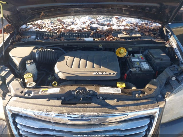 2C4RC1BG3GR254106 Chrysler Town &amp; Country Touring