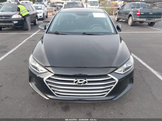 KMHD84LF5JU493424 Hyundai ELANTRA SEL