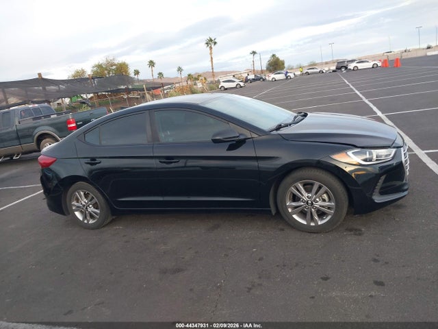KMHD84LF5JU493424 Hyundai ELANTRA SEL