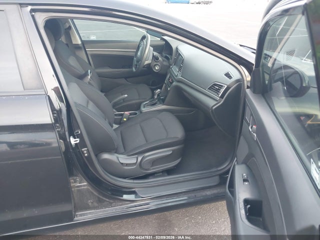 KMHD84LF5JU493424 Hyundai ELANTRA SEL