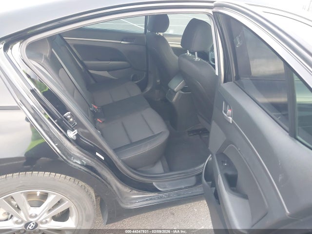 KMHD84LF5JU493424 Hyundai ELANTRA SEL