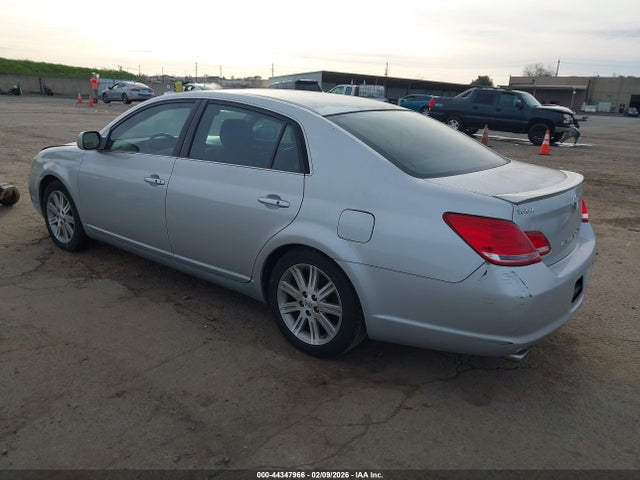 2007 TOYOTA AVALON 4T1BK36B47U251115 Photo 2