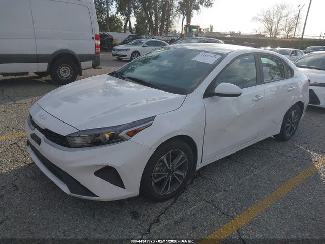 3KPF24AD7PE630287 KIA Forte Lxs