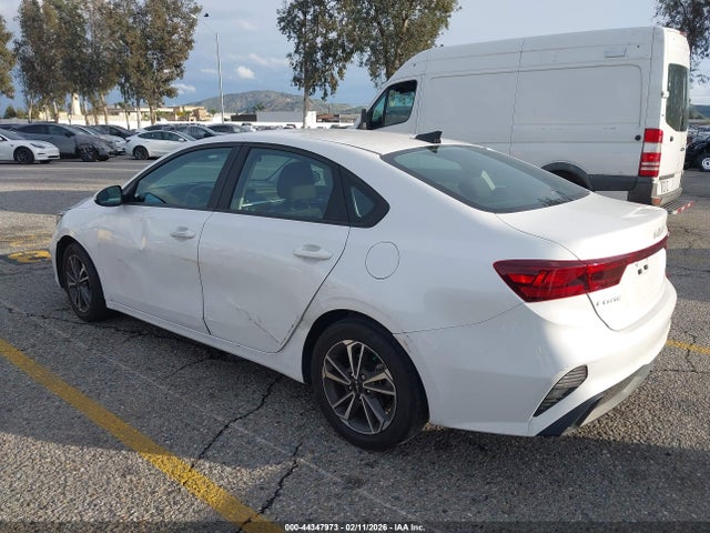 3KPF24AD7PE630287 KIA Forte Lxs