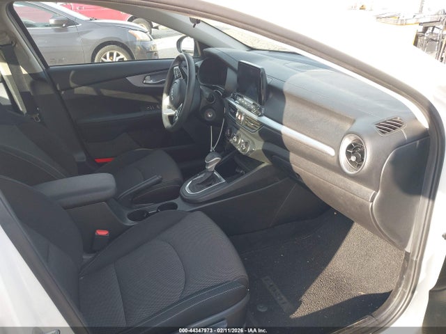 3KPF24AD7PE630287 KIA Forte Lxs