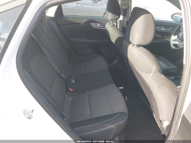 3KPF24AD7PE630287 KIA Forte Lxs