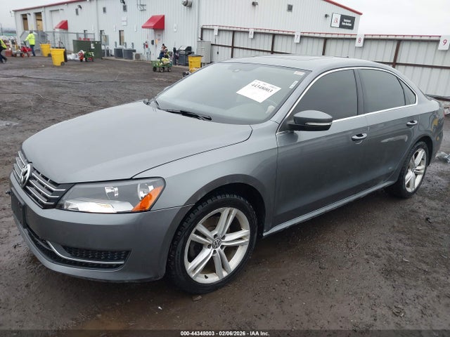 Volkswagen Passat 1.8t Se 2014 1VWBT7A38EC058586 Image 2