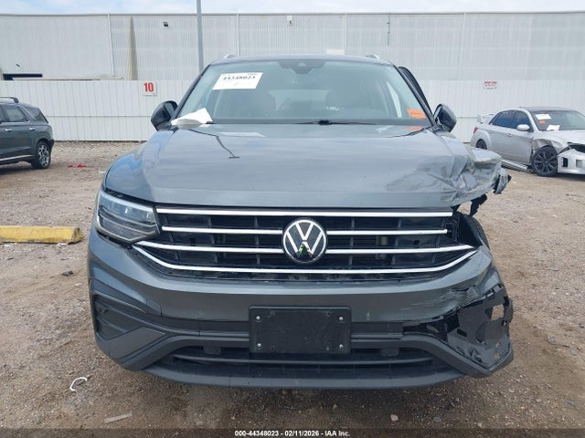 44348023 :رقم المزاد ، 3VV3B7AX4NM172789 vin ، 2022 Volkswagen Tiguan 2.0t Se مزاد بيع