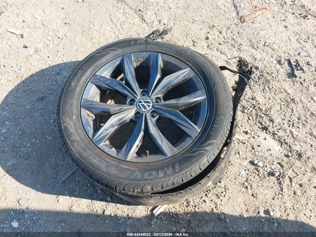 44348023 :رقم المزاد ، 3VV3B7AX4NM172789 vin ، 2022 Volkswagen Tiguan 2.0t Se مزاد بيع