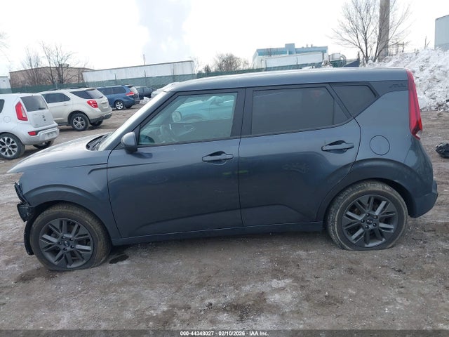 KNDJ23AU0M7796165 KIA SOUL S
