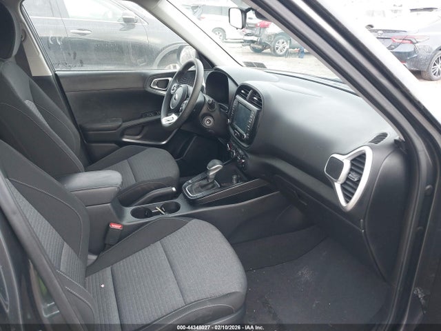 KNDJ23AU0M7796165 KIA SOUL S
