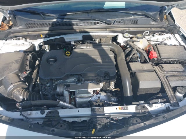 1G1ZD5ST3SF154811 Chevrolet Malibu Fwd 1lt