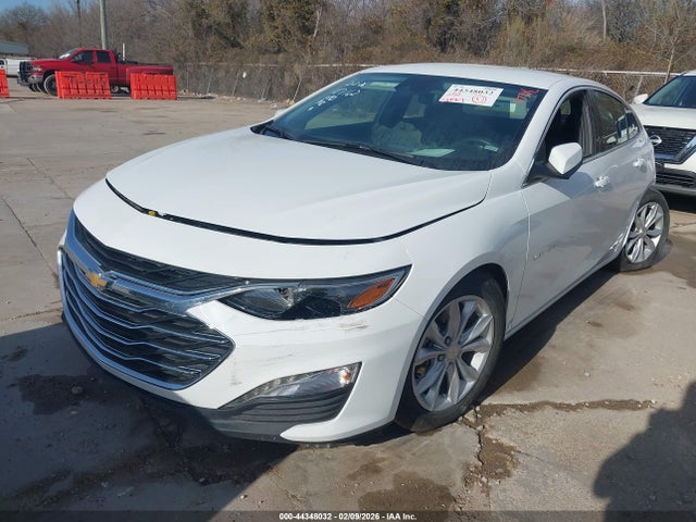 1G1ZD5ST3SF154811 Chevrolet Malibu Fwd 1lt