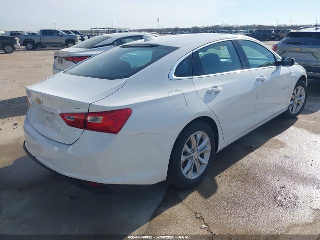 1G1ZD5ST3SF154811 Chevrolet Malibu Fwd 1lt