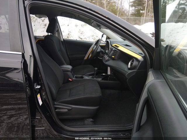 Toyota RAV4 LE 2017 2T3BFREV2HW582447 Image 5