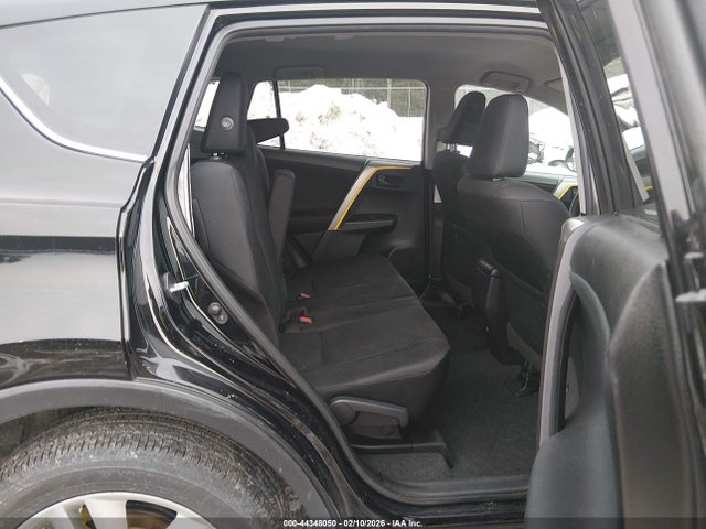 Toyota RAV4 LE 2017 2T3BFREV2HW582447 Image 8