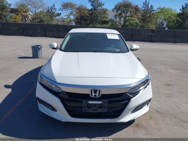 Продажа на аукционе авто 2018 Honda Accord Lx, vin: 1HGCV1F10JA109723, номер лота: 44348058