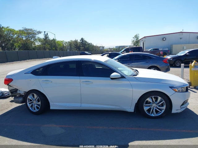Продажа на аукционе авто 2018 Honda Accord Lx, vin: 1HGCV1F10JA109723, номер лота: 44348058