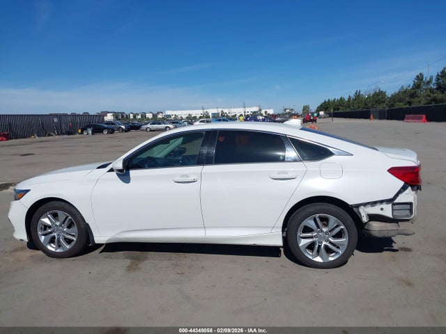 Продажа на аукционе авто 2018 Honda Accord Lx, vin: 1HGCV1F10JA109723, номер лота: 44348058