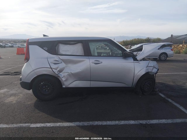 KNDJ23AU7L7113425 KIA SOUL LX