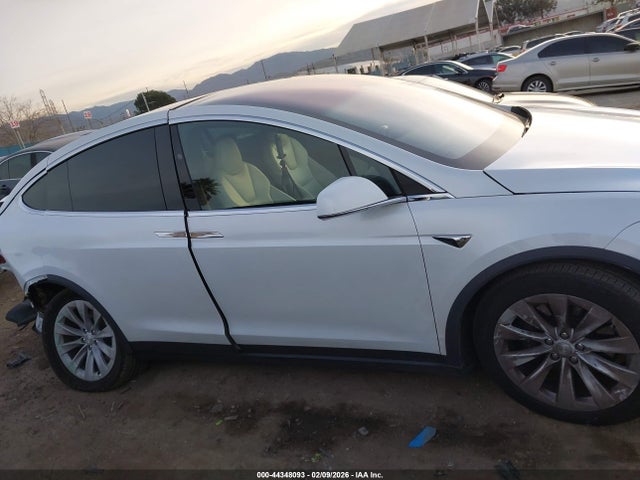 Aukcja sprzedaży 2020 Tesla Model X Long Range Dual Motor All-wheel Drive/long Range Plus Dual Motor All-wheel Drive, vin: 5YJXCAE2XLF250258, numer aukcji: 44348093