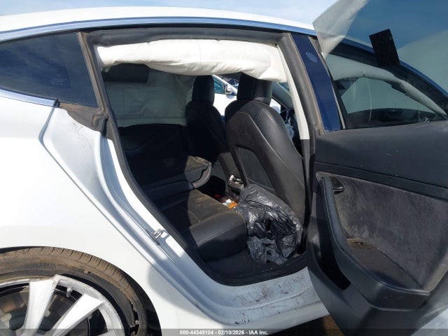 Продажа на аукционе авто 2020 Tesla Model 3, vin: 5YJ3E1EA9LF661540, номер лота: 44348104