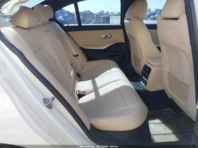 Продажа на аукционе авто 2019 Bmw 330i, vin: WBA5R1C56KAK12288, номер лота: 44348150