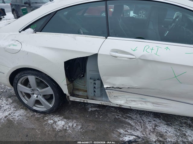 44348177 :رقم المزاد ، WDDKJ5KB0DF198623 vin ، 2013 Mercedes-benz E 350 مزاد بيع