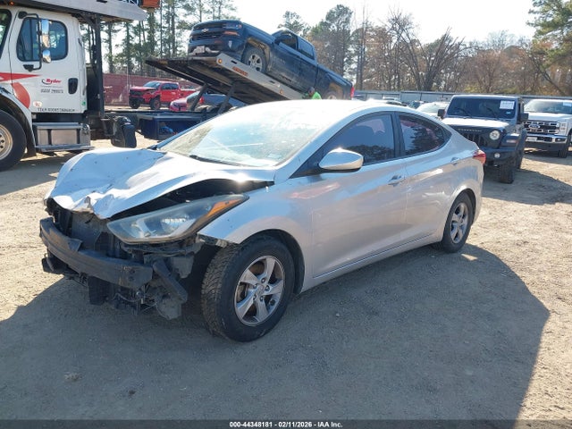 Hyundai ELANTRA SE 2015 5NPDH4AE2FH569553 Image 2