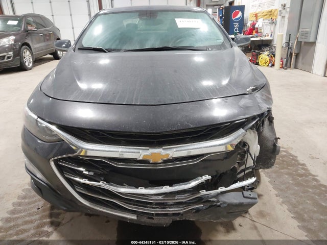 1G1ZD5ST0SF115707 Chevrolet Malibu Fwd 1lt