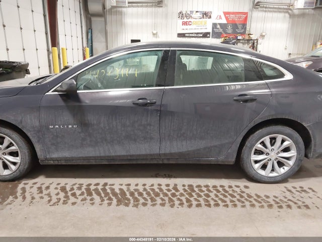 1G1ZD5ST0SF115707 Chevrolet Malibu Fwd 1lt