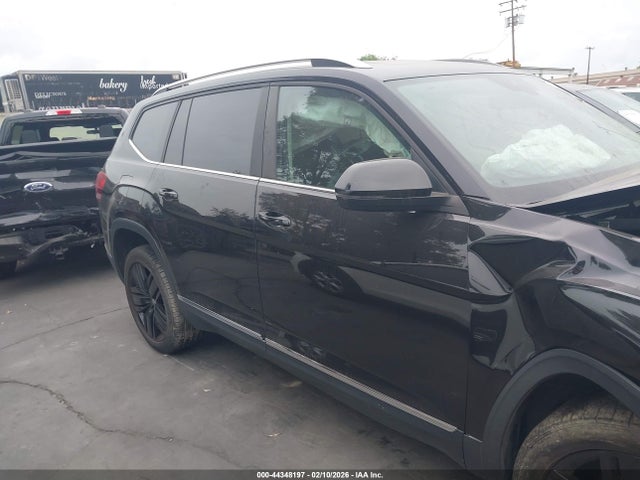 Продажа на аукционе авто 2018 Volkswagen Atlas 3.6l V6 Sel, vin: 1V2ER2CAXJC567794, номер лота: 44348197