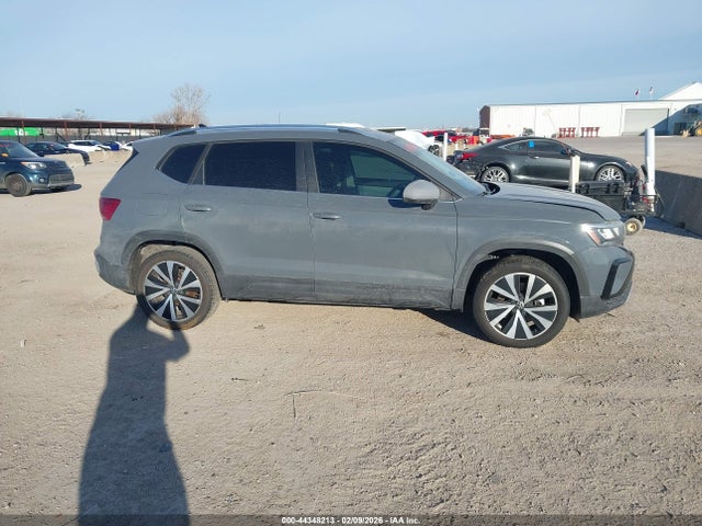 Продаж на аукціоні авто 2023 Volkswagen Taos 1.5t Se, vin: 3VVEX7B23PM307552, номер лоту: 44348213