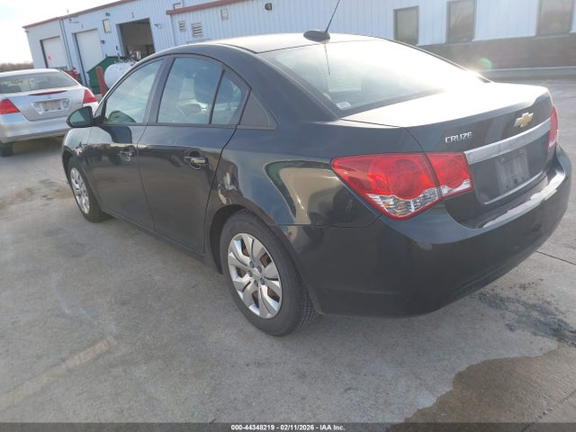 44348219 :رقم المزاد ، 1G1PA5SH2F7230420 vin ، 2015 Chevrolet Cruze Ls Auto مزاد بيع