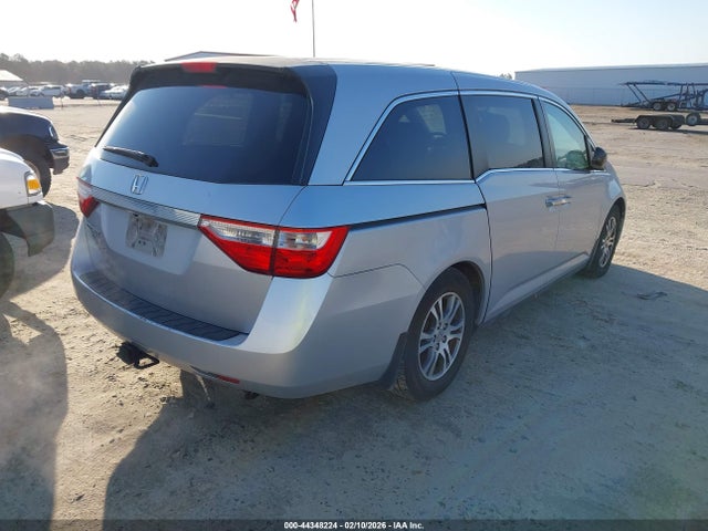 2013 HONDA ODYSSEY 5FNRL5H48DB036433 Photo 3