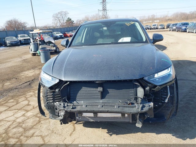 44348266 :رقم المزاد ، WA1EAAFY8P2111412 vin ، 2023 Audi Q5 Premium Plus 45 Tfsi S Line Quattro مزاد بيع
