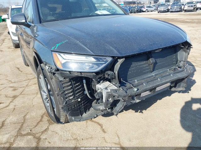 44348266 :رقم المزاد ، WA1EAAFY8P2111412 vin ، 2023 Audi Q5 Premium Plus 45 Tfsi S Line Quattro مزاد بيع