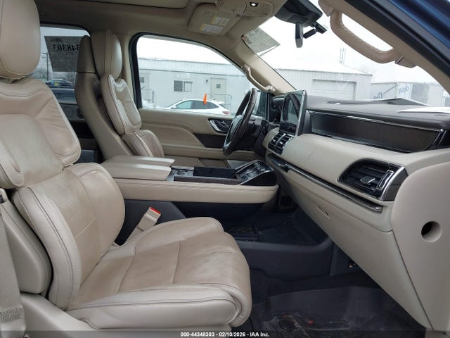 2018 LINCOLN NAVIGATOR 5LMJJ2LT6JEL14929 Photo 4
