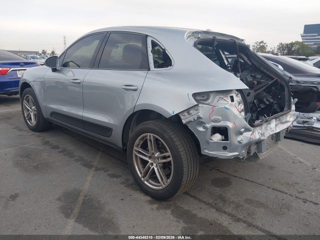 2020 PORSCHE MACAN WP1AA2A51LLB13772 Photo 2