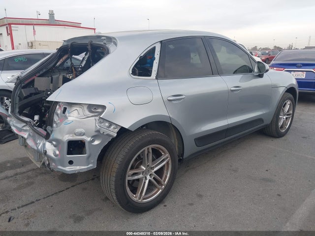 2020 PORSCHE MACAN WP1AA2A51LLB13772 Photo 3