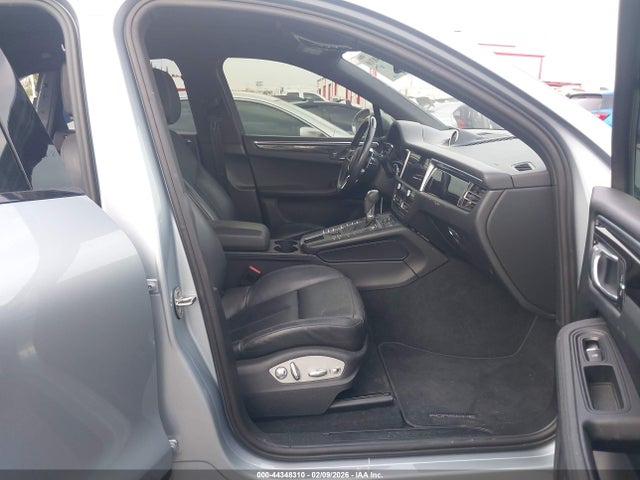 2020 PORSCHE MACAN WP1AA2A51LLB13772 Photo 4