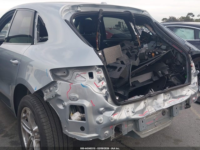 2020 PORSCHE MACAN WP1AA2A51LLB13772 Photo 5