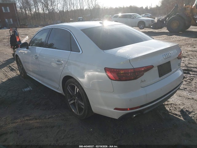 2017 AUDI A4 WAUENAF45HN022630 Photo 2