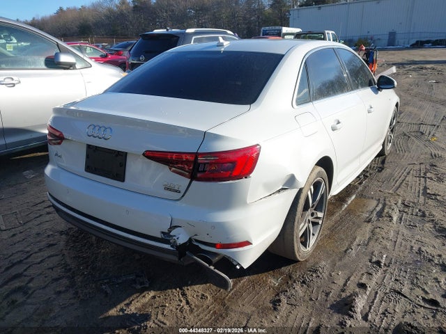2017 AUDI A4 WAUENAF45HN022630 Photo 3