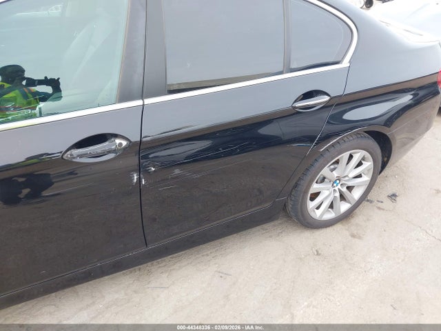 WBA5B1C53GG553351 BMW 535i