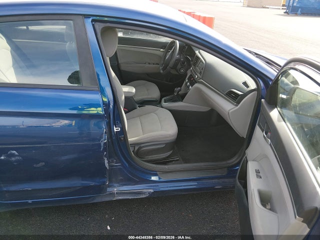 Продаж на аукціоні авто 2020 Hyundai Elantra Se, vin: 5NPD74LF8LH615858, номер лоту: 44348386